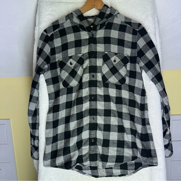 Aritzia TNA‎ Boyfriend Fit Plaid Flannel Button Up Hooded Shirt Black Gray Small - Picture 1 of 9